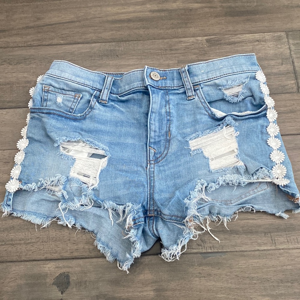 Express Distressed Shortie Vintage Mid Rise Shorts Womens Size 2